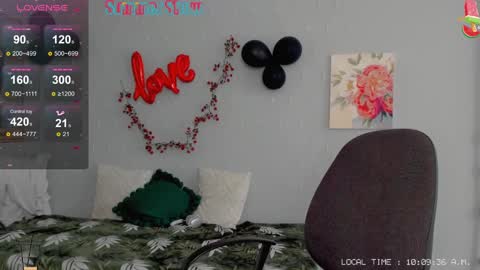 Snapshot of crystal__chris chatting on 02.27.25 Chris online show from 02.27.25