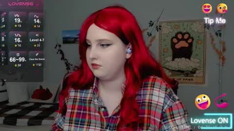 Snapshot of crystal__chris chatting on 11.28.25 Chris online show from 11.28.25