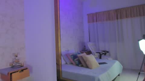 crystal_bubble online show from 03.30.26