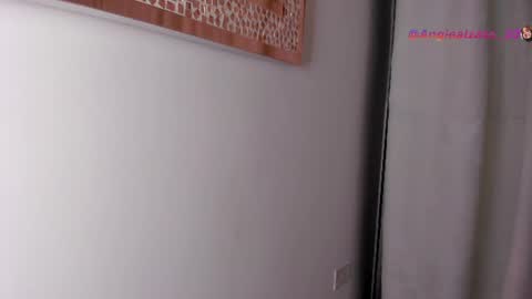 Snapshot of crystal_foster chatting on 07.31.26 angie online show from 07.31.26