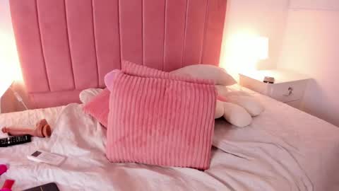  Crystal  online show from 01.11.25