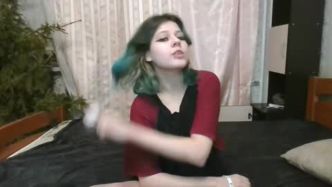 Crystal and Marcl online show from 01.16.25