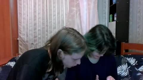 Crystal and Marcl online show from 02.08.25