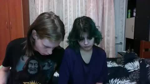 Crystal and Marcl online show from 02.08.25