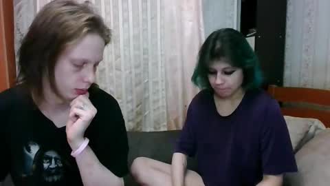 Crystal and Marcl online show from 03.01.25