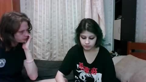 Crystal and Marcl online show from 03.08.25