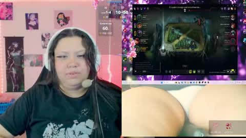 Snapshot of crystal_velvet01 chatting on 04.22.26 crystal online show from 04.22.26