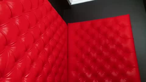 Crystal online show from 01.20.25