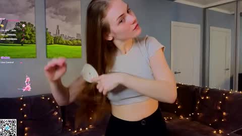 Snapshot of crystaldiva01 chatting on 01.11.26 Diva online show from 01.11.26