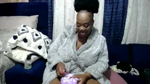 crystaljes online show from 01.09.25