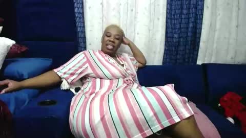 crystaljes online show from 02.16.25