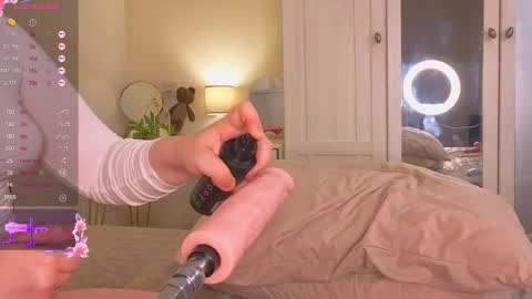 Snapshot of crystalkillian chatting on 01.15.26 Trisha online show from 01.15.26