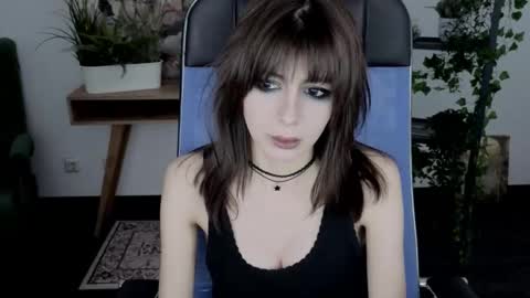 crystallbloom online show from 03.02.26