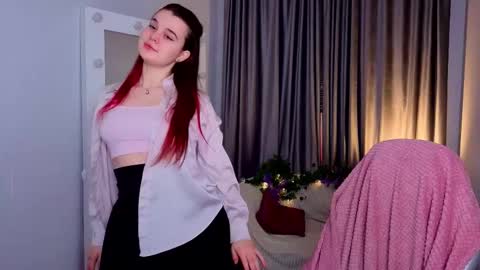 Lora online show from 03.20.26