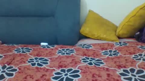 Snapshot of crystallgem chatting on 02.22.26 crystallgem online show from 02.22.26