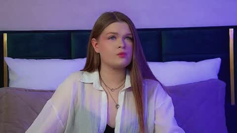 Crystal online show from 11.23.25