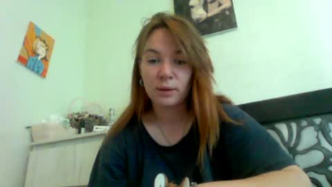 Snapshot of crystalvelvet chatting on 05.18.26 crystalvelvet online show from 05.18.26