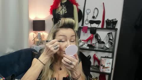 Snapshot of crystalxohotty chatting on 03.23.26 CrystalHotty online show from 03.23.26