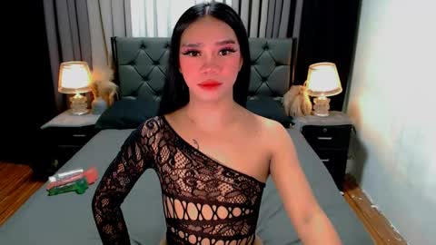 bea takashi  online show from 06.02.26