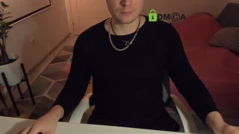 Snapshot of csavie chatting on 12.20.25 buddy online show from 12.20.25