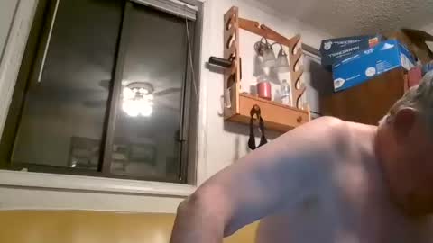 Snapshot of cubeddie chatting on 10.13.25 cubeddie online show from 10.13.25