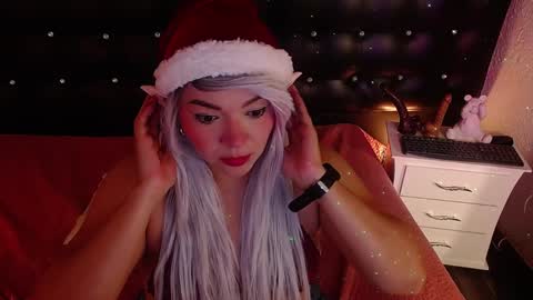 Snapshot of cuckoldlover69_ chatting on 12.21.24 cuckoldlover69_ online show from 12.21.24