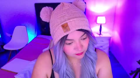 Snapshot of cuckoldlover69_ chatting on 03.06.25 cuckoldlover69_ online show from 03.06.25