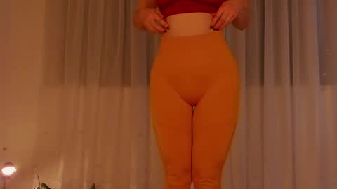 Leonela online show from 12.09.24