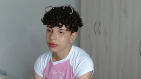 Cuddly online show from 01.28.25