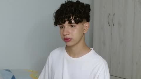 Cuddly online show from 02.01.25