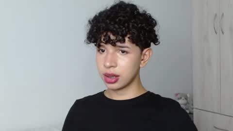 Cuddly online show from 02.21.25