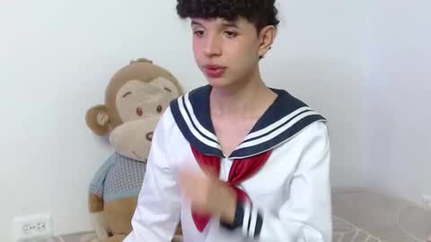 Cuddly online show from 09.10.25