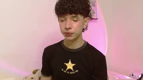 Cuddly online show from 02.15.26