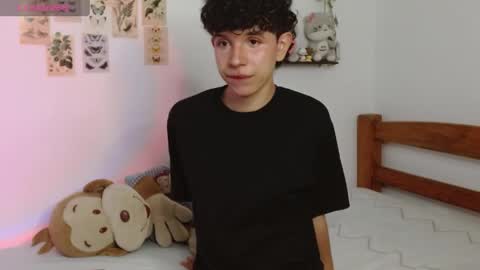 Cuddly online show from 04.21.26