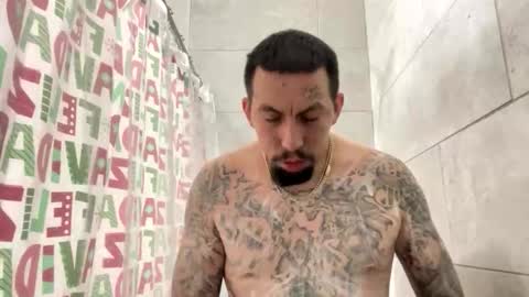 Snapshot of cuete2100 chatting on 12.02.25 cuete2100 online show from 12.02.25