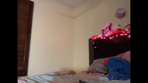 cum2charmxx online show from 10.12.25