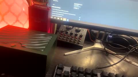 im KIM new girl to spoil online show from 03.05.25