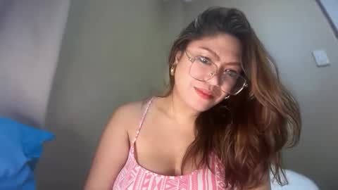 Snapshot of cum_all_over_mmee chatting on 05.03.26 im KIM new girl to spoil online show from 05.03.26