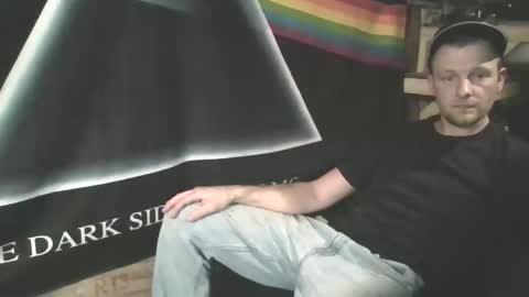 Snapshot of cum_to_me63282 chatting on 11.25.25 cum_to_me63282 online show from 11.25.25