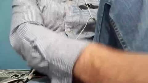 Snapshot of cumbian_chero chatting on 02.25.25 cumbian_chero online show from 02.25.25