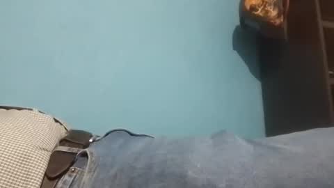 Snapshot of cumbian_chero chatting on 02.27.25 cumbian_chero online show from 02.27.25