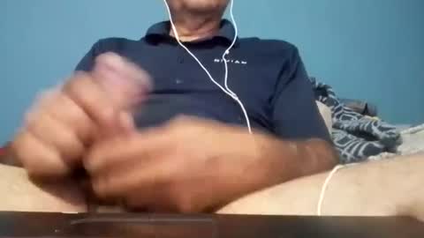 Snapshot of cumbian_chero chatting on 07.23.26 cumbian_chero online show from 07.23.26