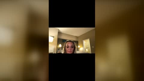 Snapshot of cumguzzlingskank chatting on 04.04.26 cumguzzlingskank online show from 04.04.26