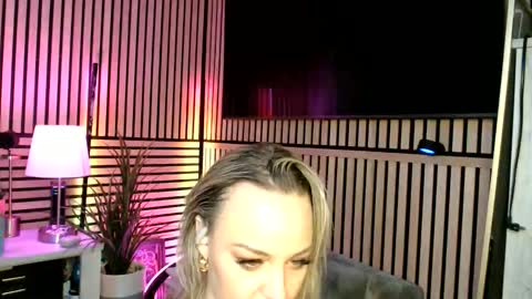 Snapshot of cumguzzlingskank chatting on 04.06.26 cumguzzlingskank online show from 04.06.26