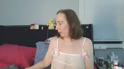 Snapshot of cuminbeth chatting on 07.17.26 CumInBeth online show from 07.17.26