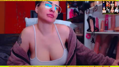 cuminmenowbby online show from 11.15.25