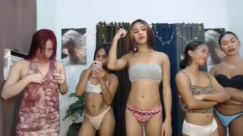 Snapshot of cummer_girlslut chatting on 04.19.26 cummer_girlslut online show from 04.19.26
