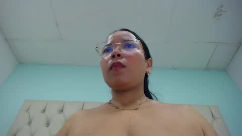 Snapshot of cumontitsxxx chatting on 05.12.26 Cumontitsxxx online show from 05.12.26
