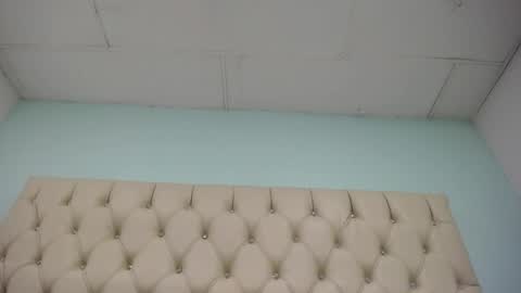 Snapshot of cumontitsxxx chatting on 05.31.26 Cumontitsxxx online show from 05.31.26