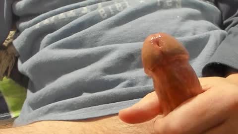 Snapshot of cums_alot_4u2 chatting on 01.01.25 Cums alot 4u2 online show from 01.01.25